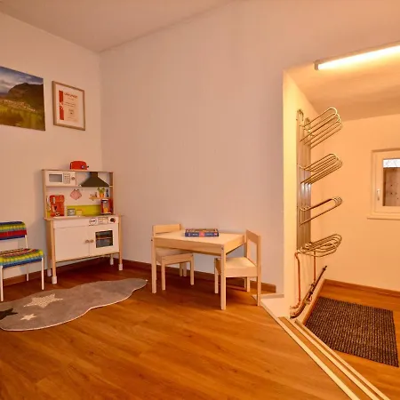 度假居 Pleasant In With Balcony